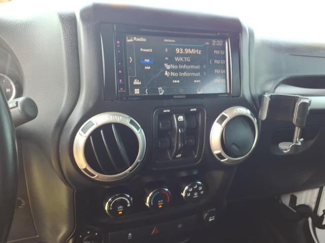 2017 Jeep Wrangler Unlimited Sahara 4x4