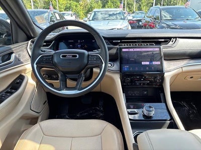 2024 Jeep Grand Cherokee L Limited 4x4