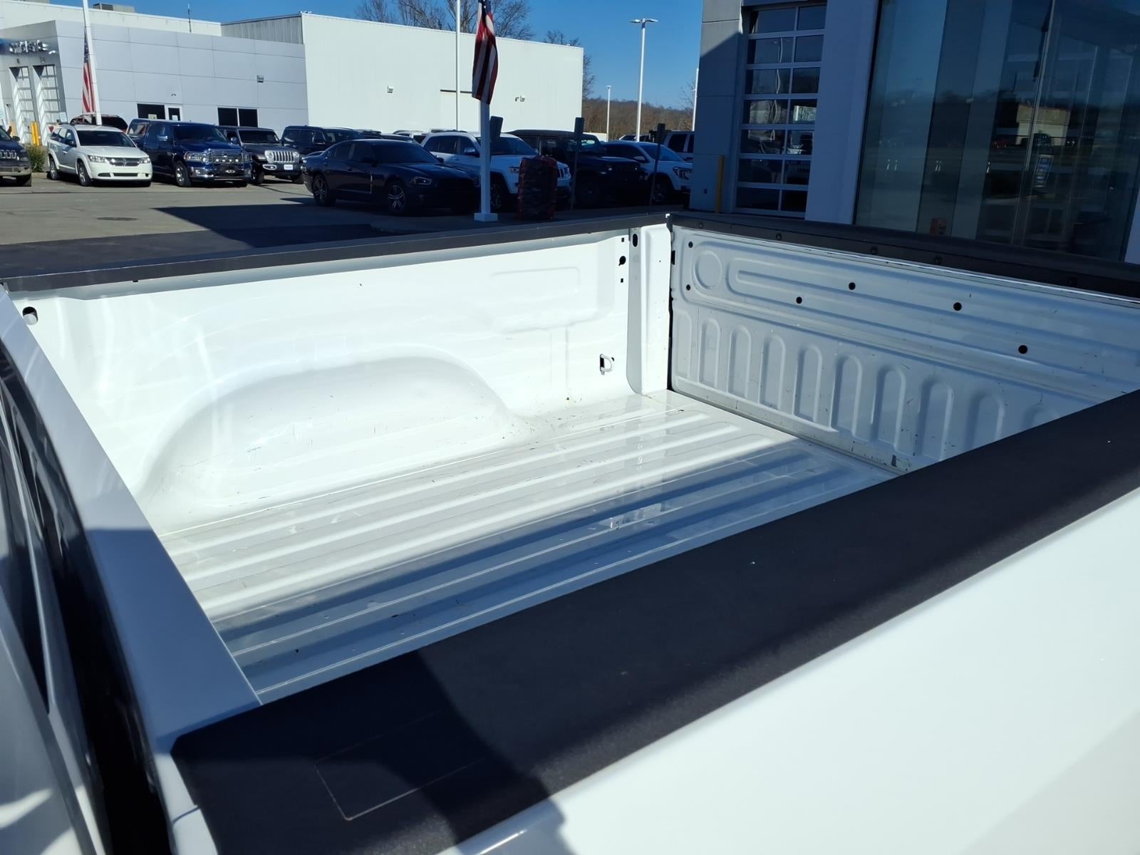 2023 RAM 1500 Classic SLT Crew Cab 4x4 5'7' Box