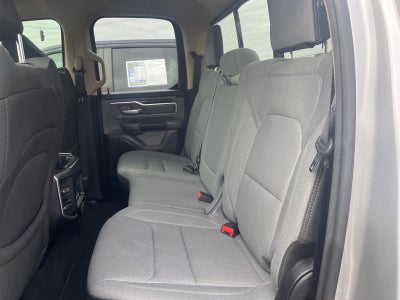 2020 RAM 1500 Big Horn Quad Cab 4x4 6'4' Box