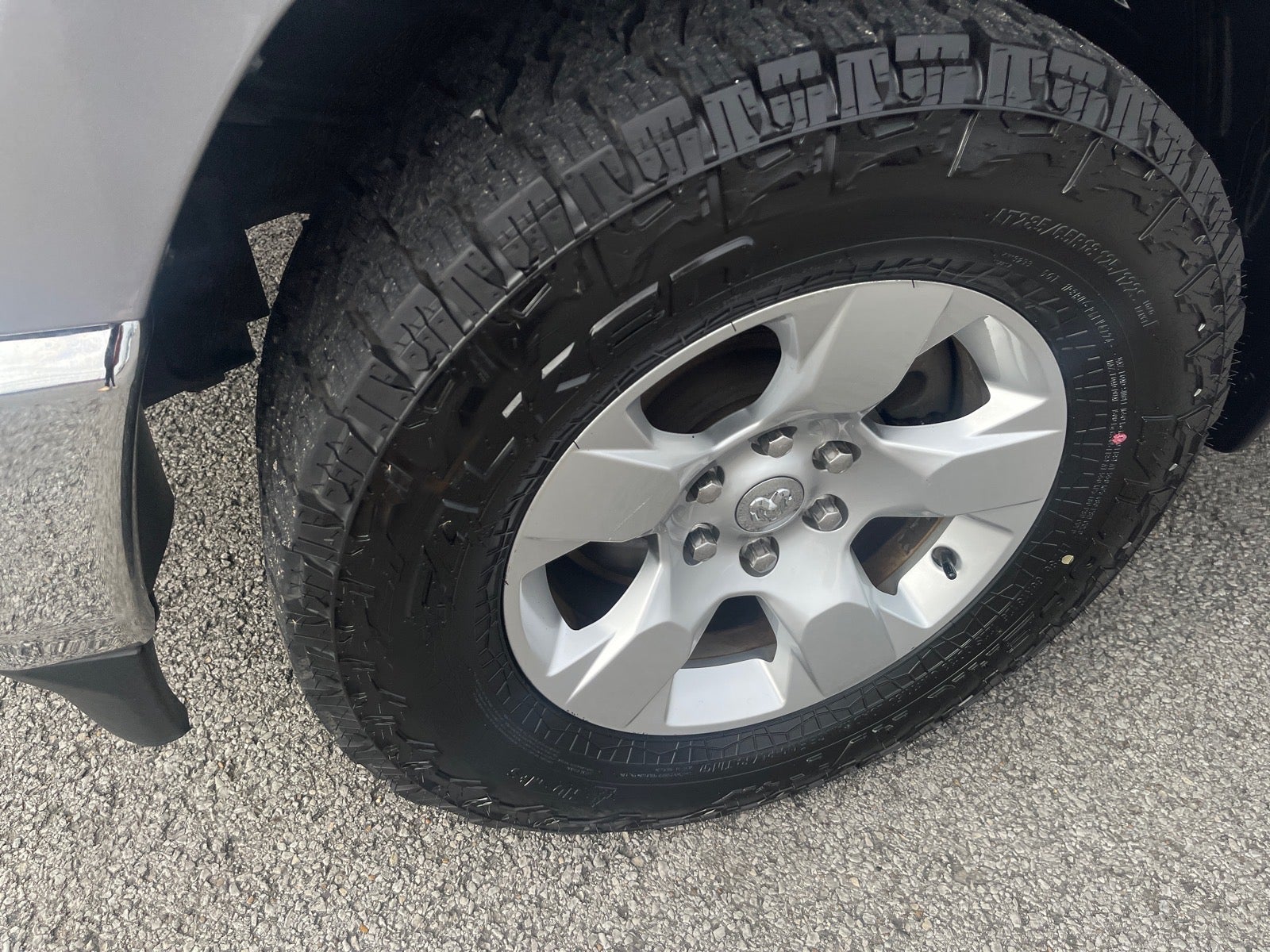 2020 RAM 1500 Big Horn Quad Cab 4x4 6'4' Box