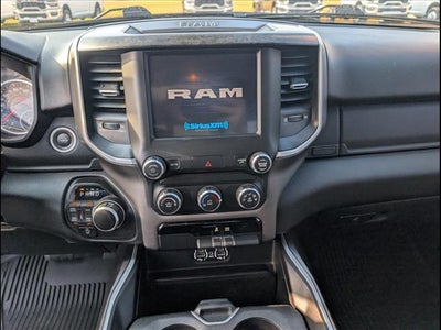 2022 RAM 1500 Big Horn Crew Cab 4x4 5'7' Box