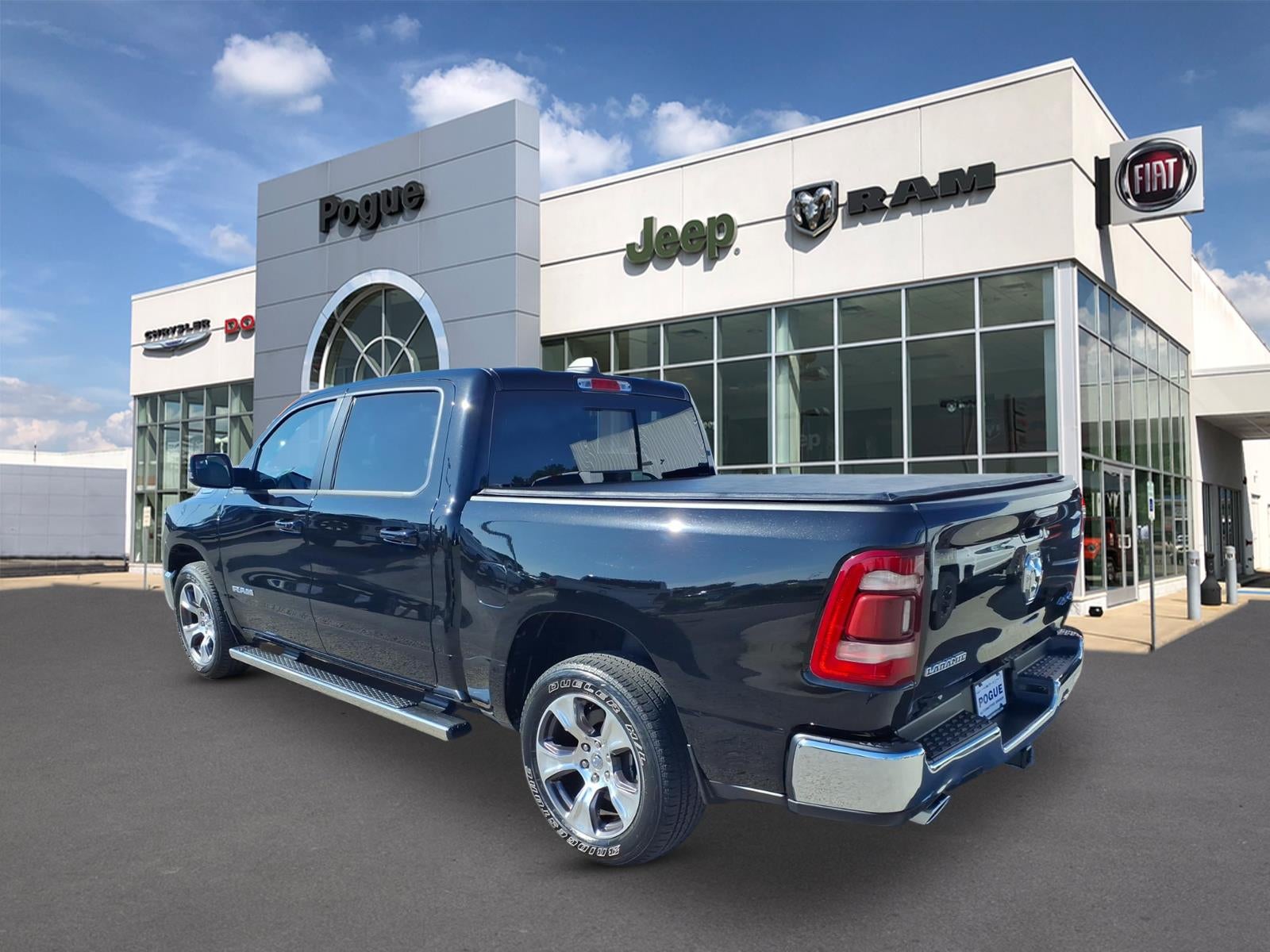 2024 RAM 1500 Laramie Crew Cab 4x4 5'7' Box