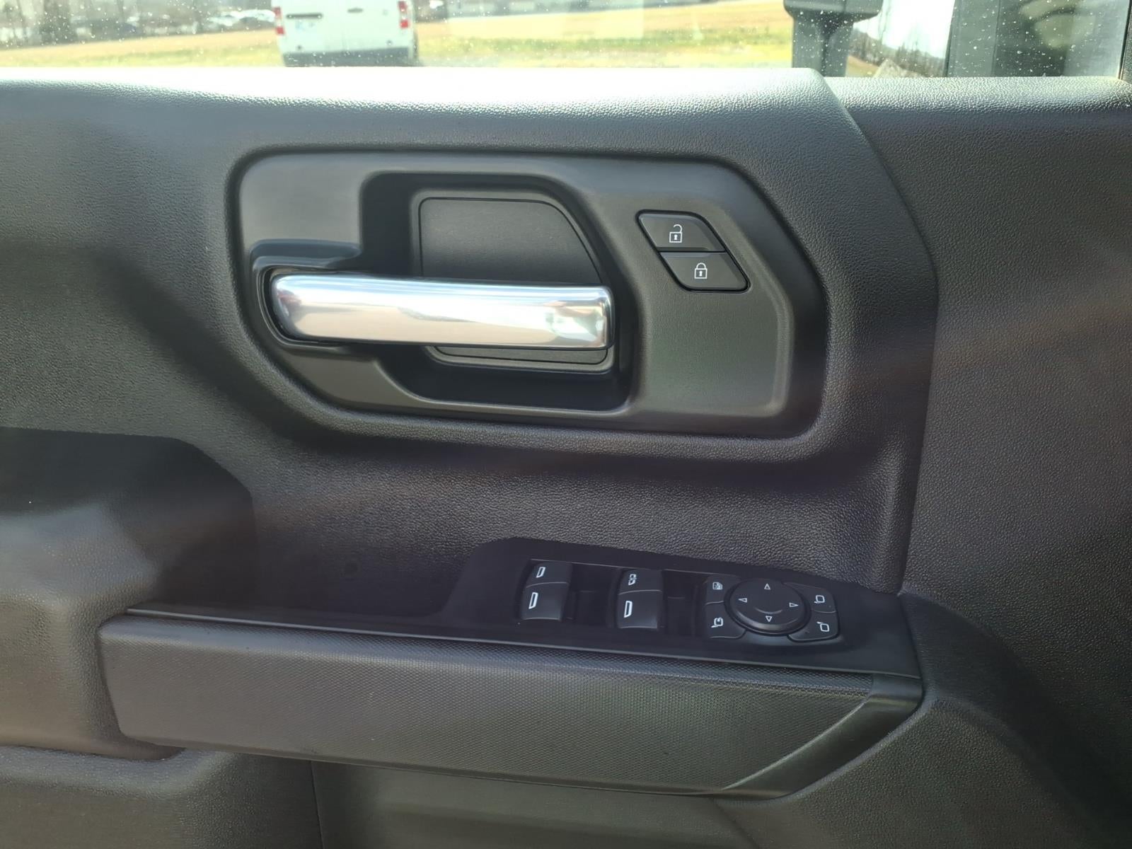 2024 GMC Sierra 2500HD 4WD Crew Cab Standard Bed Pro