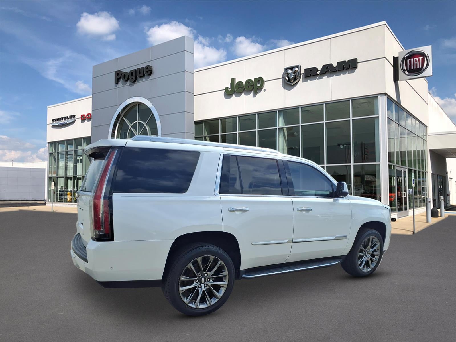 2017 Cadillac Escalade Luxury