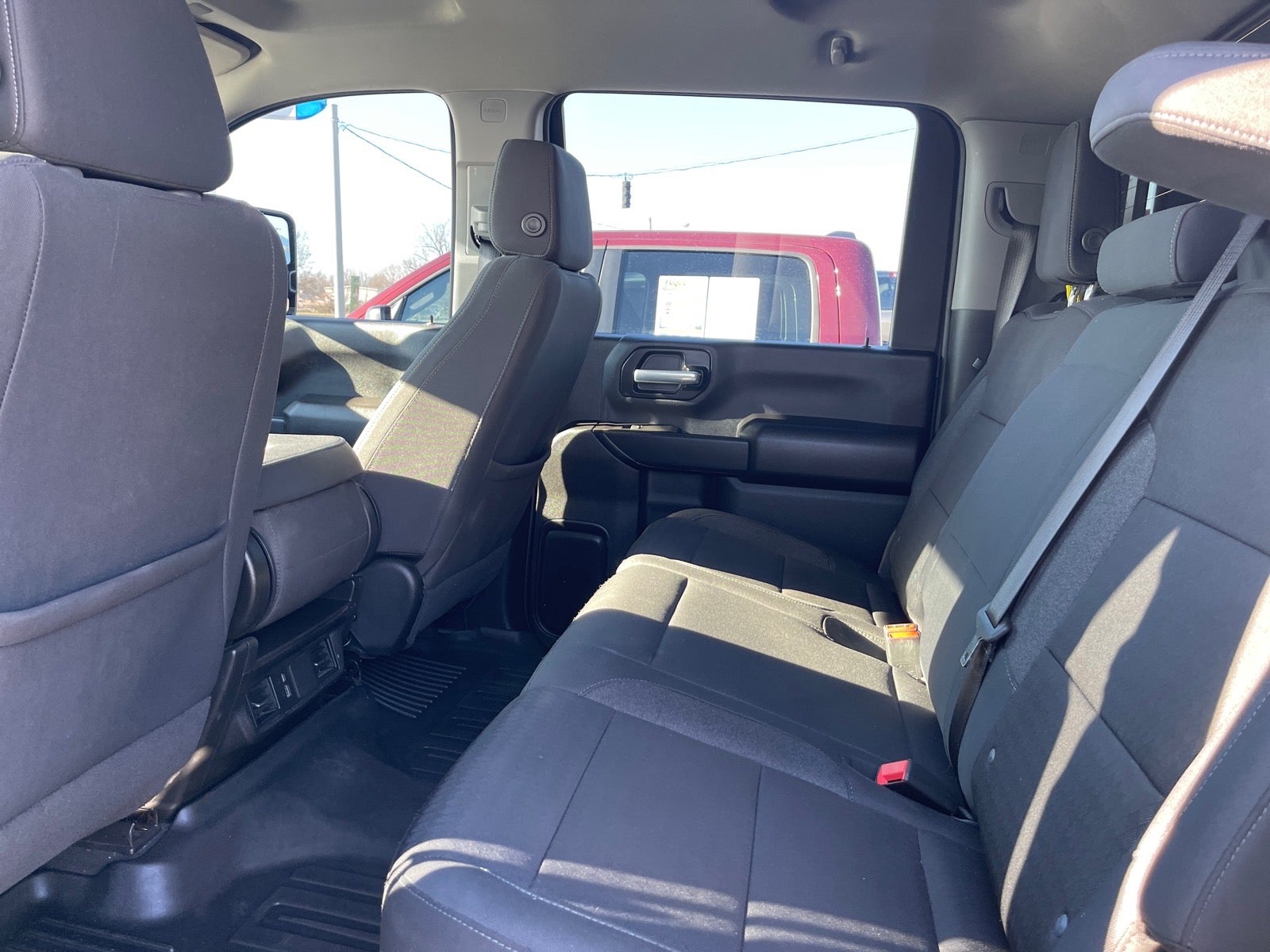 2025 Chevrolet Silverado 2500HD 4WD Crew Cab Standard Bed Custom