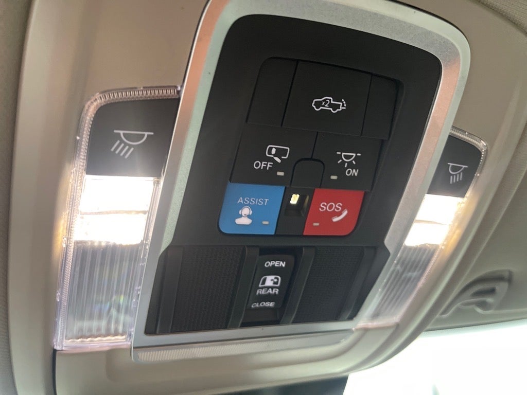 2025 RAM 3500 Laramie Crew Cab 4x4 8' Box