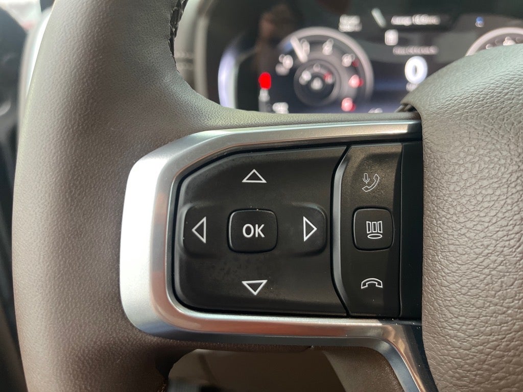 2025 RAM 3500 Laramie Crew Cab 4x4 8' Box