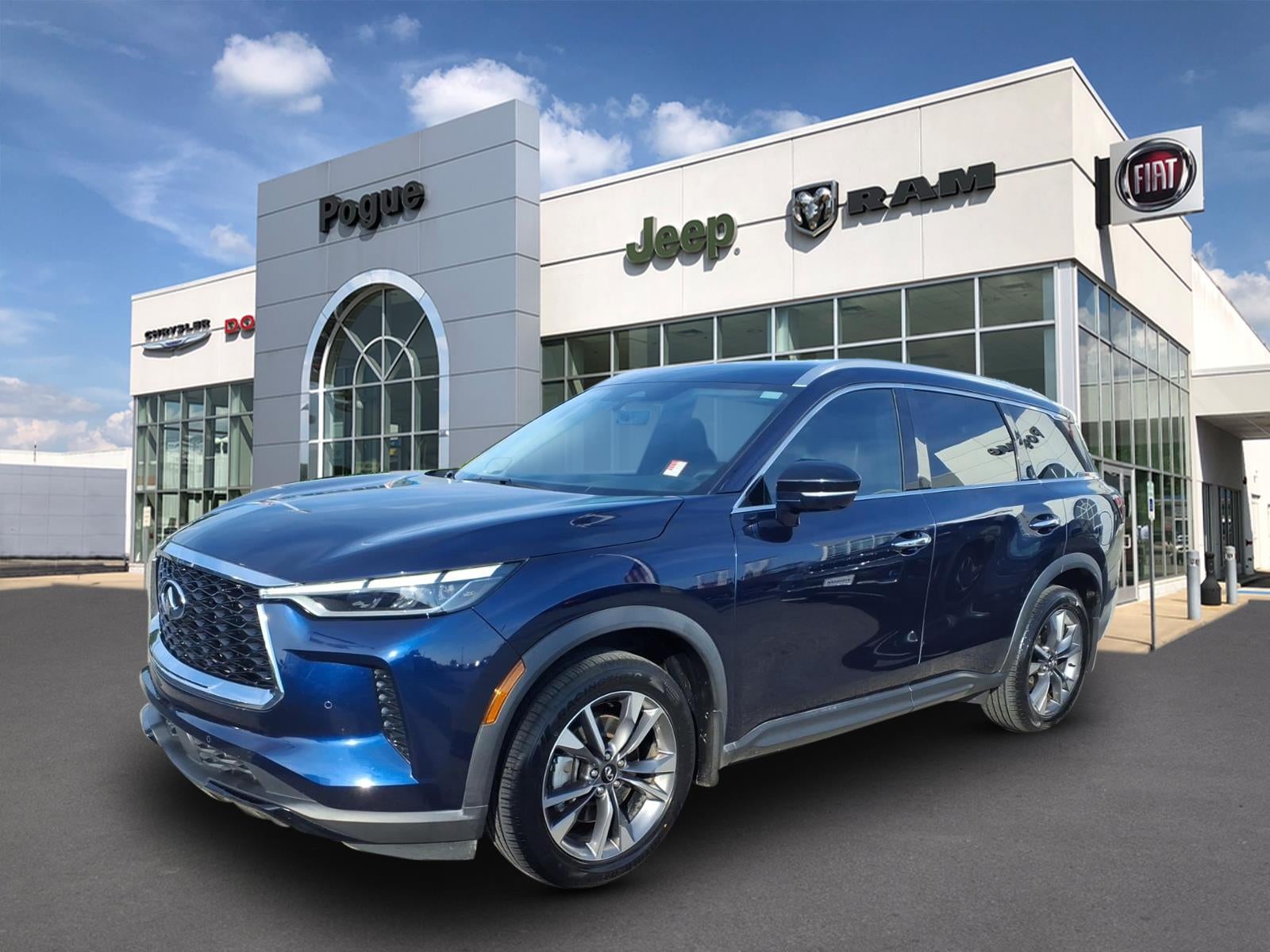 2023 INFINITI QX60 LUXE
