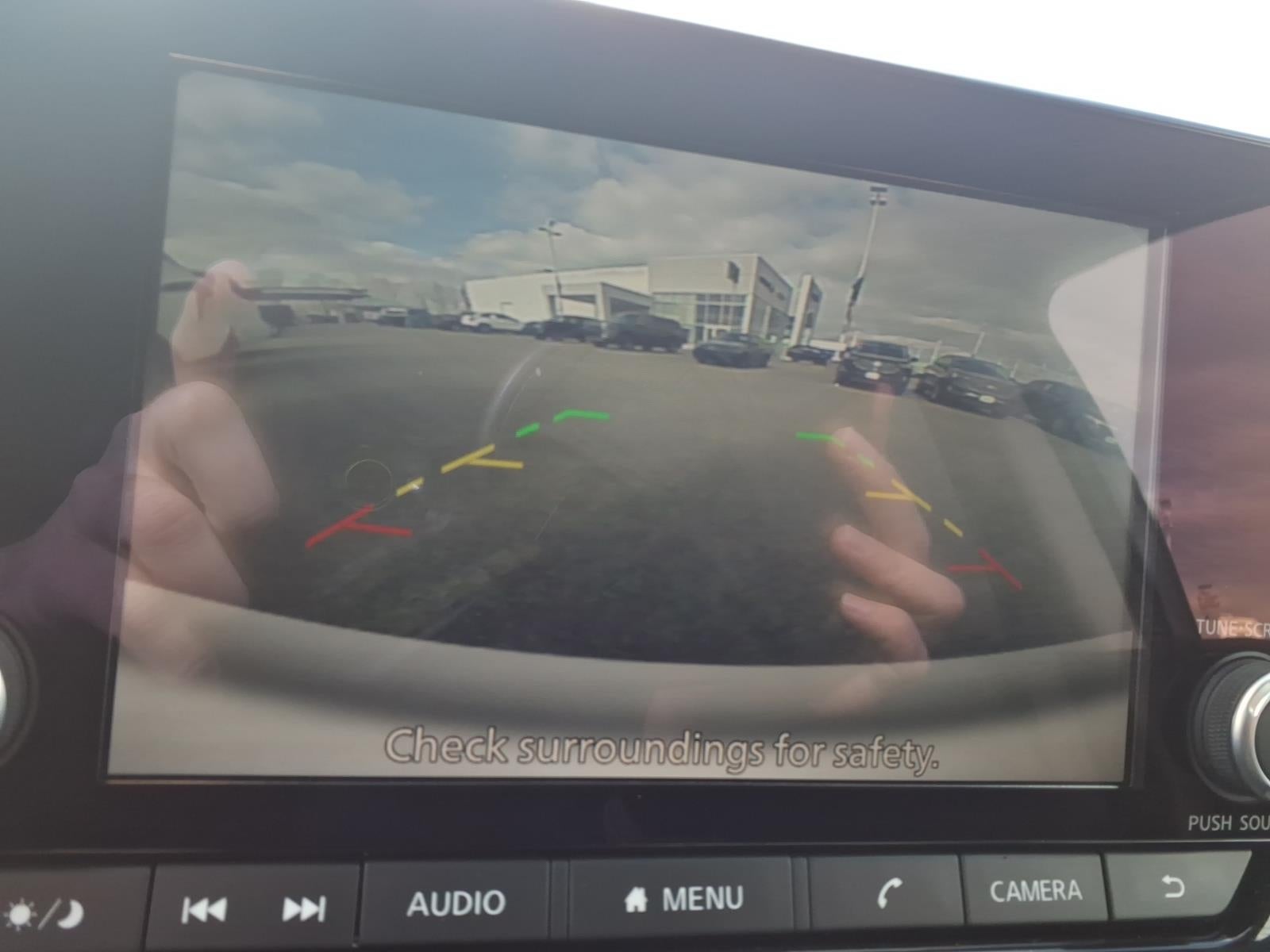 2025 Nissan Pathfinder SV 4WD