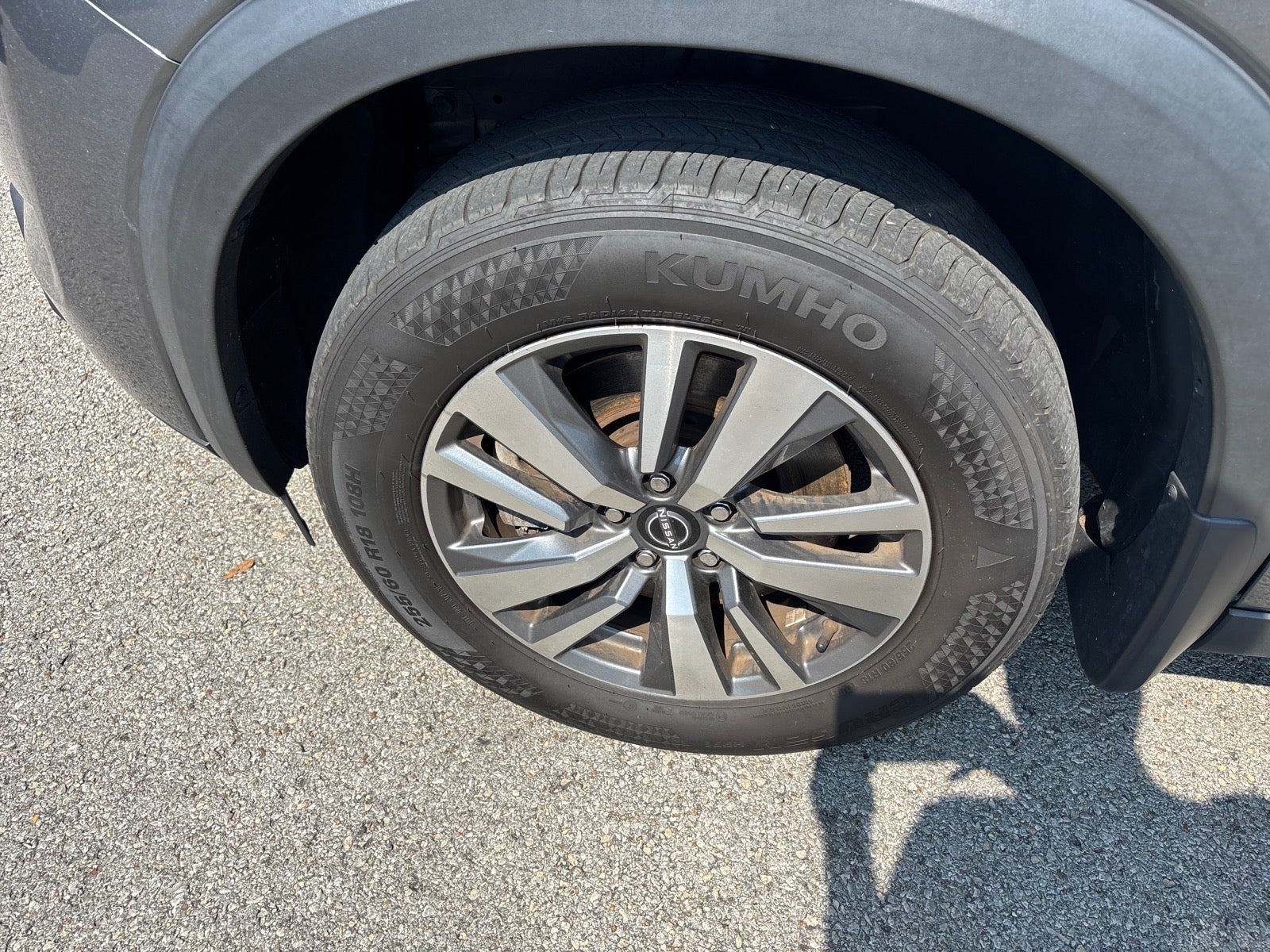 2023 Nissan Pathfinder SL 4WD