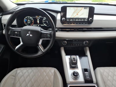 2022 Mitsubishi Outlander SEL 2.5 2WD