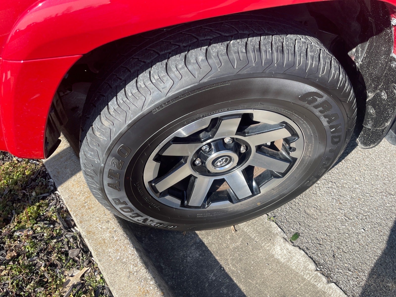 2024 Toyota 4Runner TRD Off Road