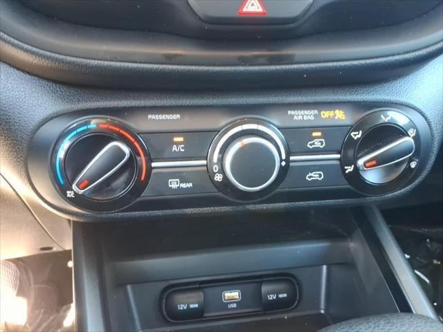 2024 Kia Soul LX - Photo 13