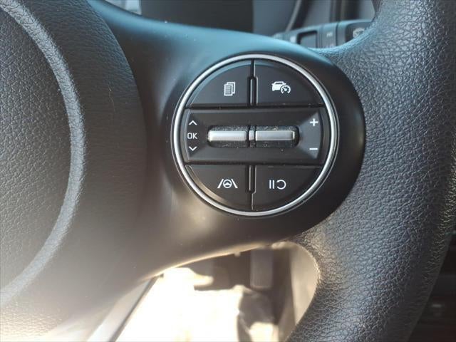2024 Kia Soul LX - Photo 9