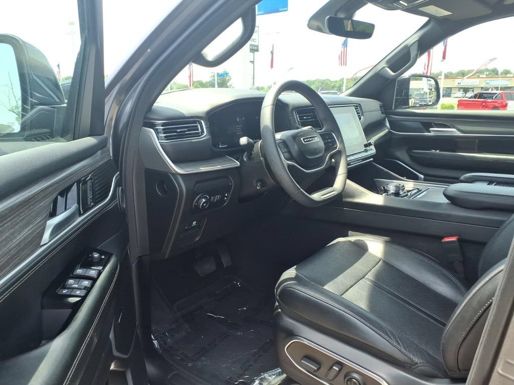 2024 Jeep Wagoneer L Series III