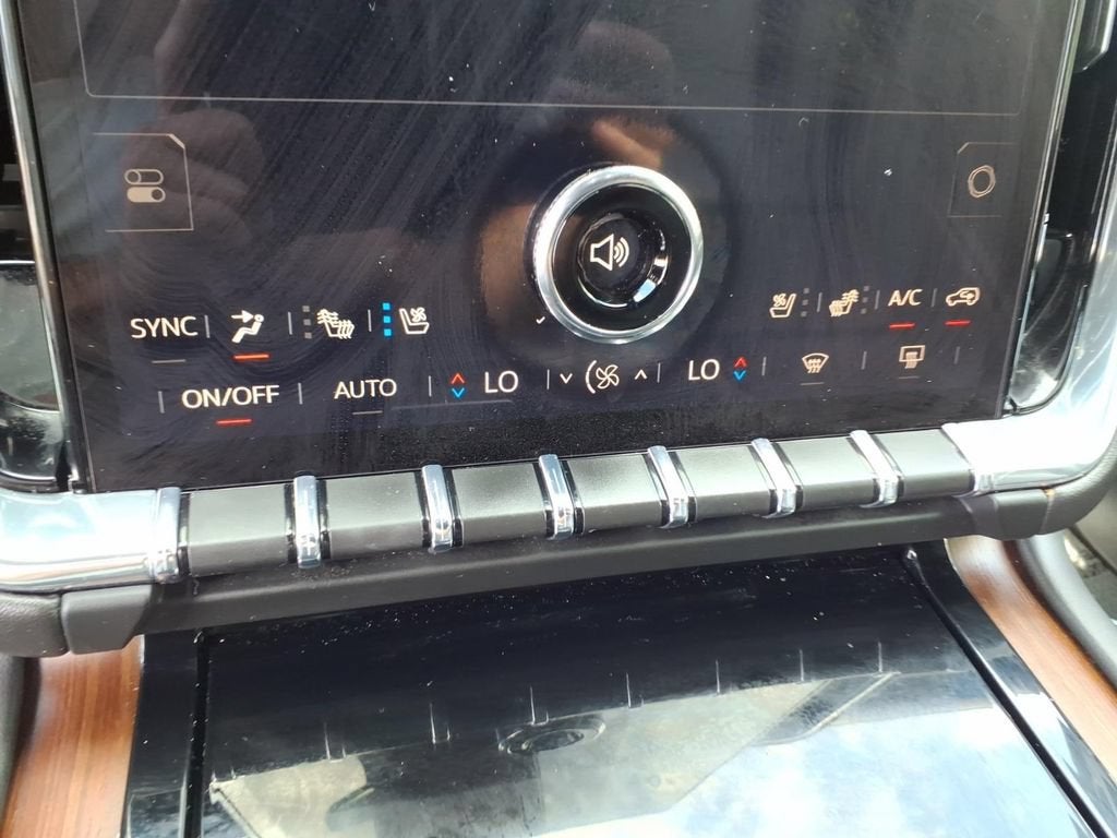 2025 GMC Yukon Denali Denali