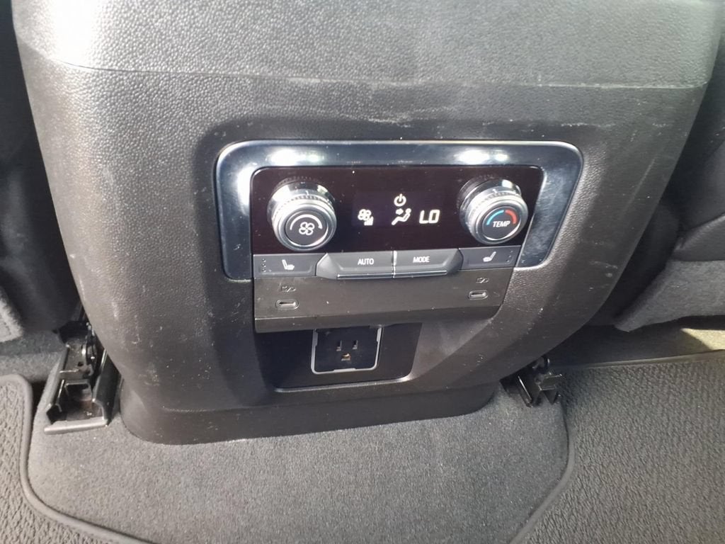 2025 GMC Yukon Denali Denali