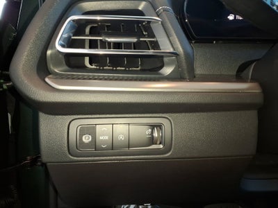 2027 Chevrolet Traverse FWD LT