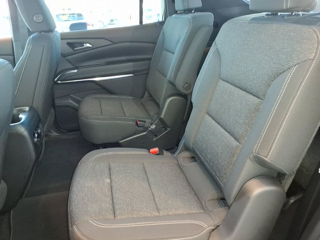 2027 Chevrolet Traverse FWD LT