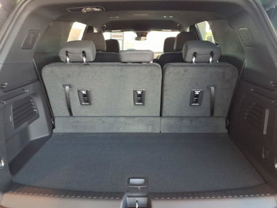 2027 Chevrolet Traverse FWD LT