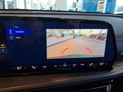 2027 Chevrolet Traverse FWD LT