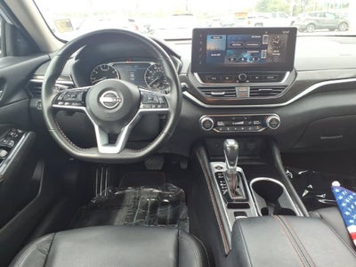 2025 Nissan Altima SR