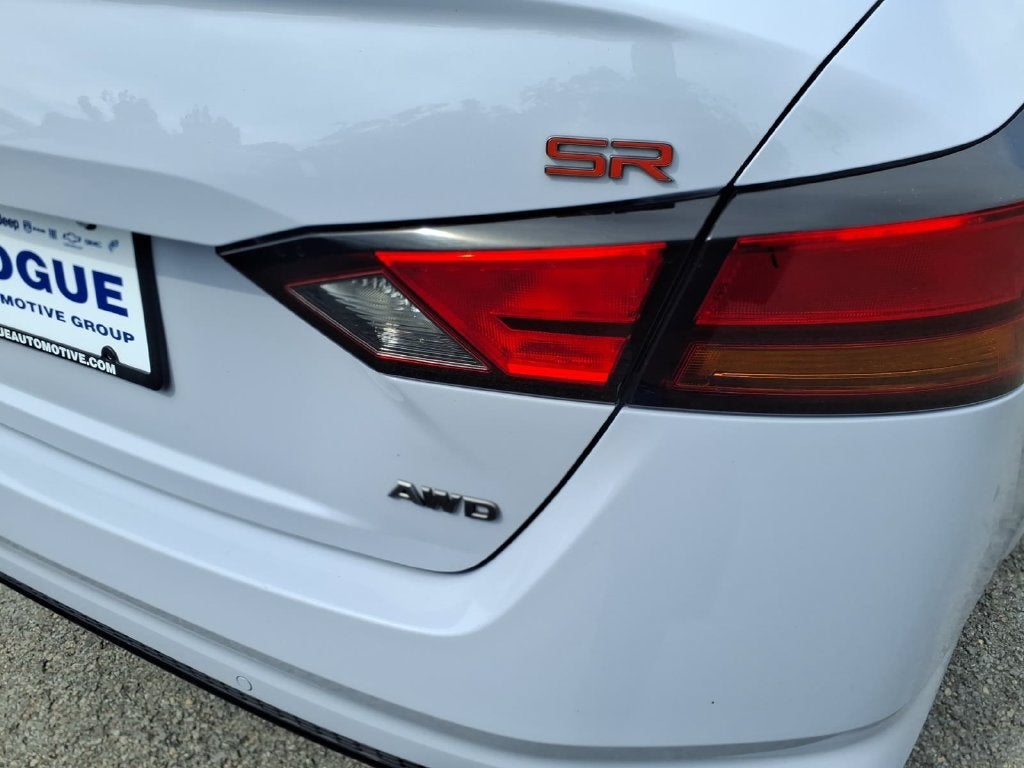 2025 Nissan Altima SR
