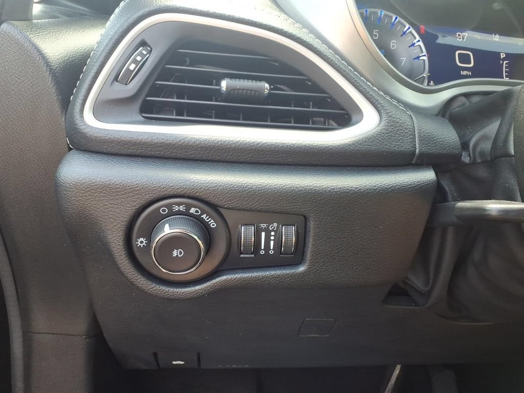2023 Chrysler Pacifica Touring