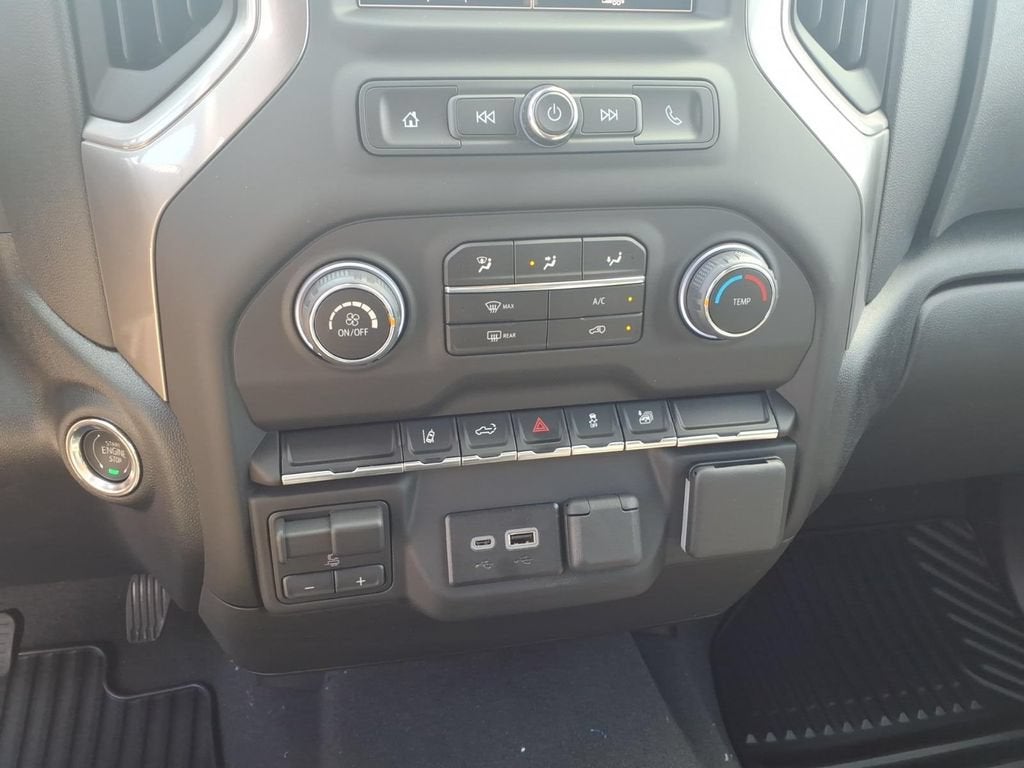 2026 Chevrolet Silverado 2500HD Custom
