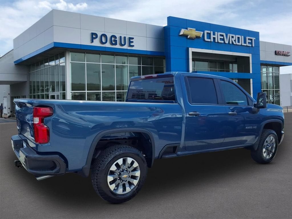 2026 Chevrolet Silverado 2500HD Custom