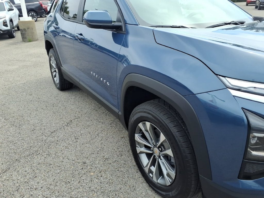 2027 Chevrolet Equinox FWD LT