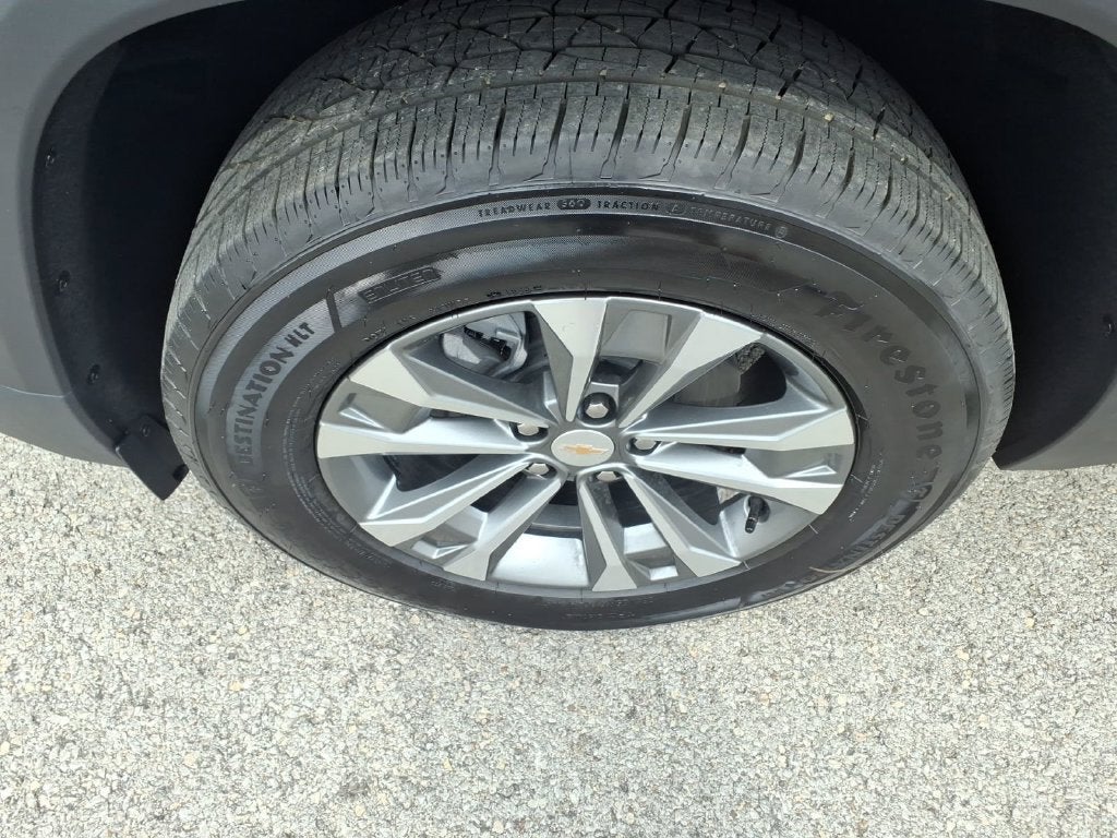 2027 Chevrolet Equinox FWD LT