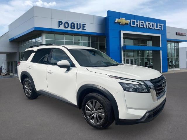 2025 Nissan Pathfinder SV 4WD's photo
