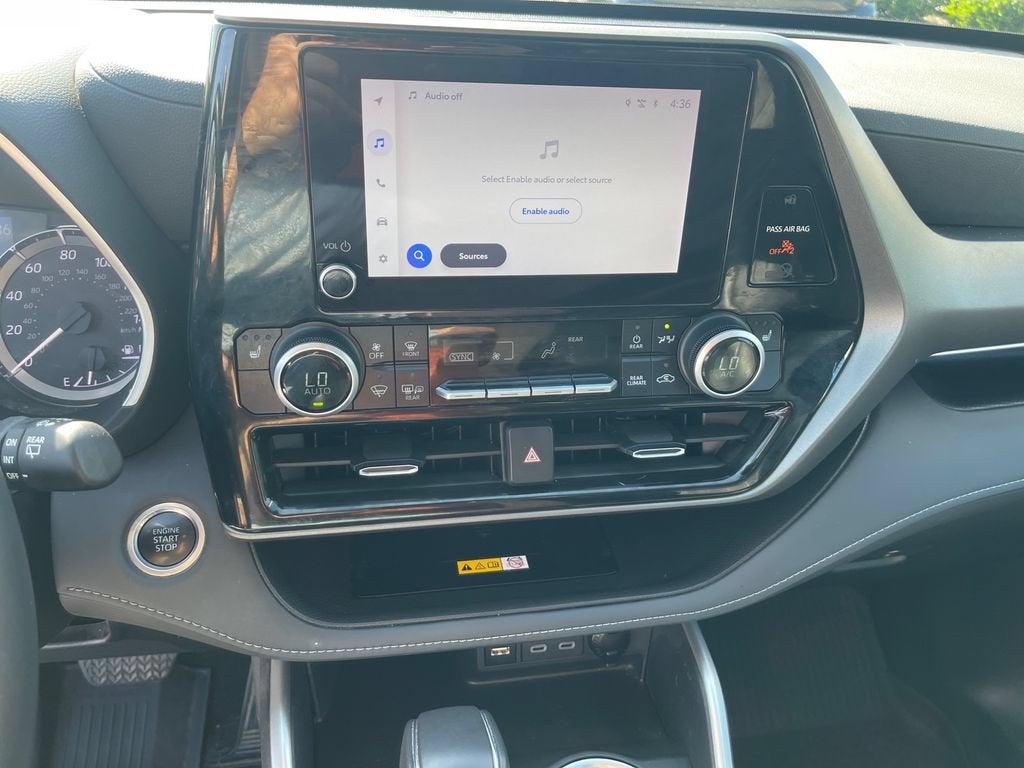 2024 Toyota Highlander XLE