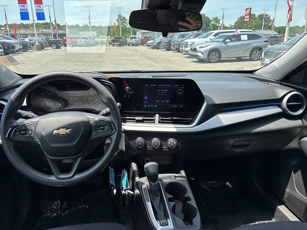 2024 Chevrolet Trax LS
