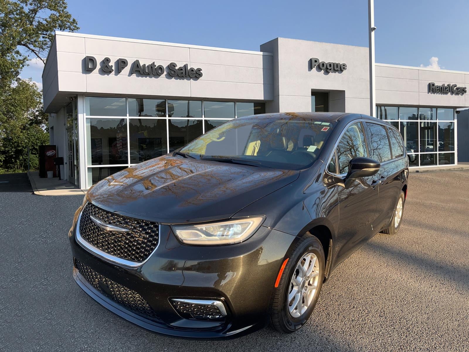 2023 Chrysler Pacifica Touring L