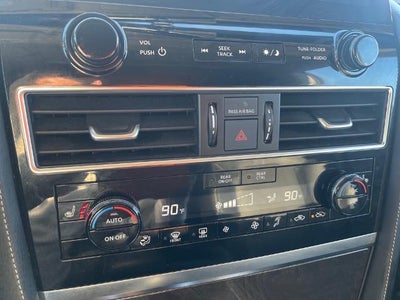 2024 INFINITI QX80 LUXE