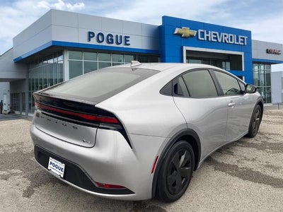 2025 Toyota Prius LE