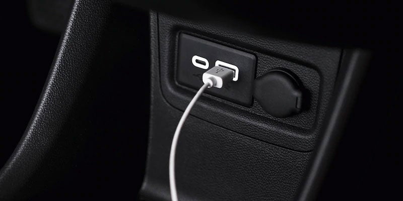 Whit USB cable connected to Car USB holder
